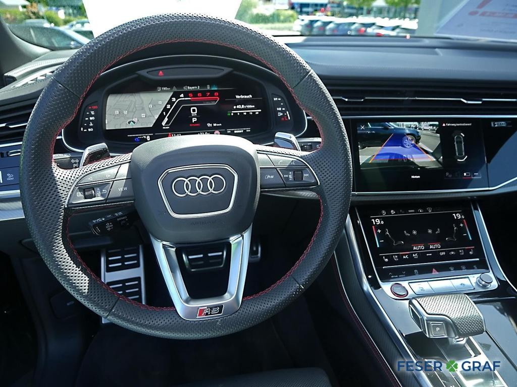 Audi RS Q8