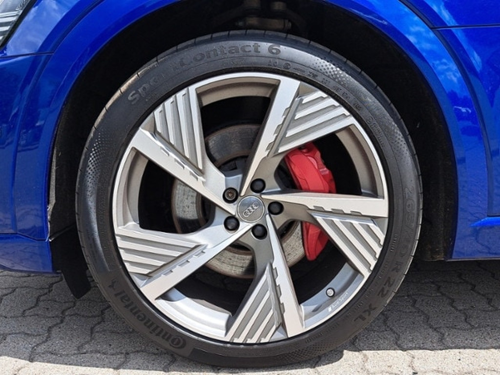 Audi Q8 e-tron