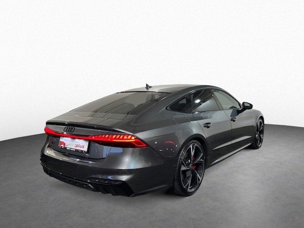 Audi S7