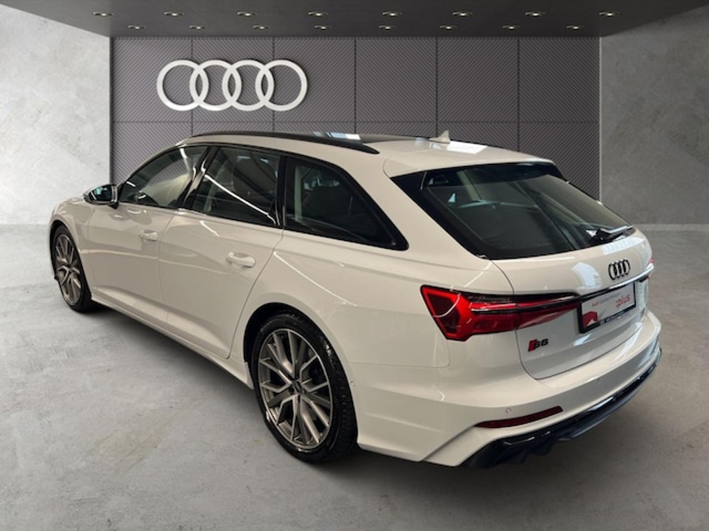 Audi S6