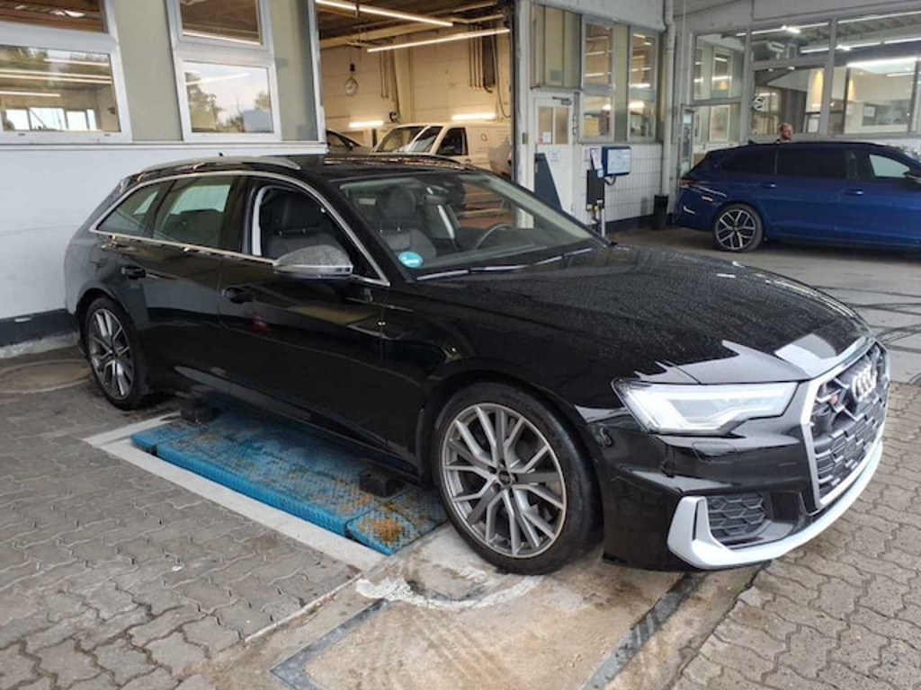 Audi S6