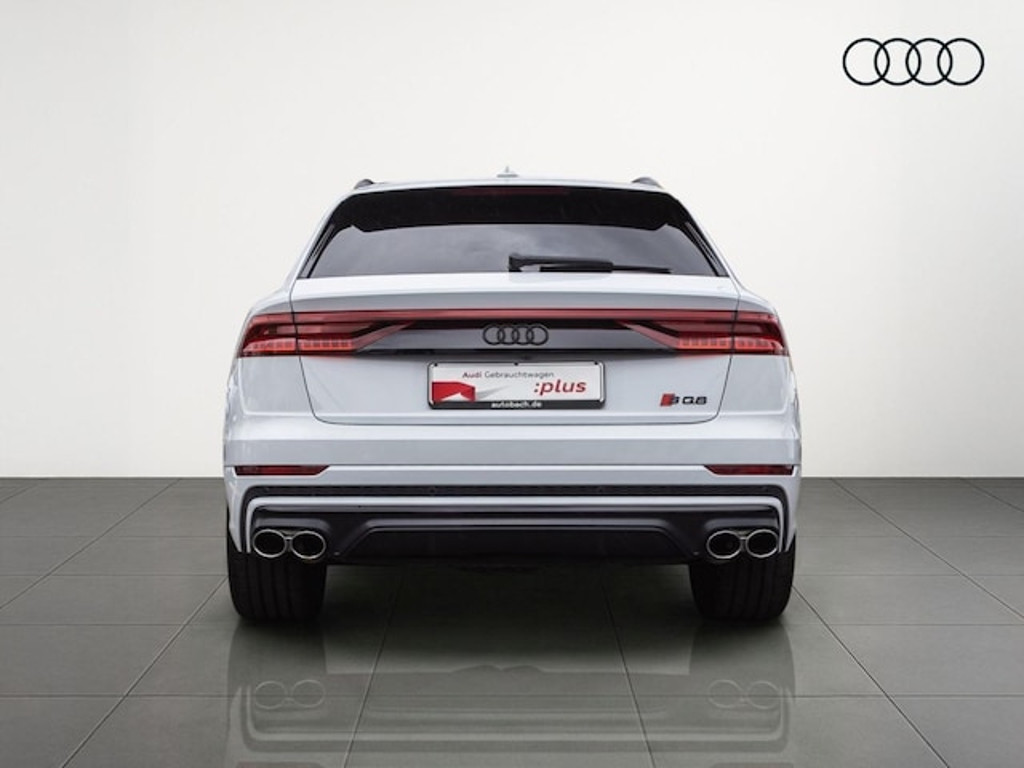 Audi SQ8