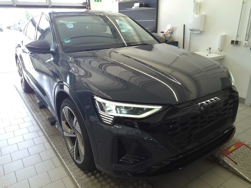 Audi Q8 e-tron