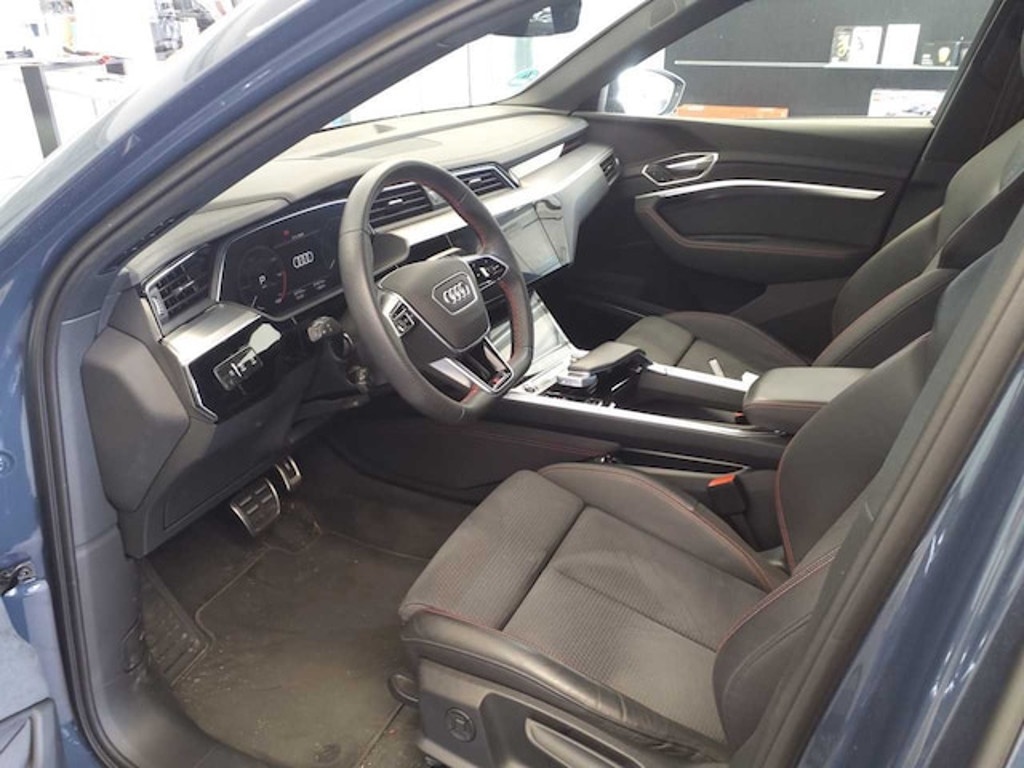 Audi Q8 e-tron