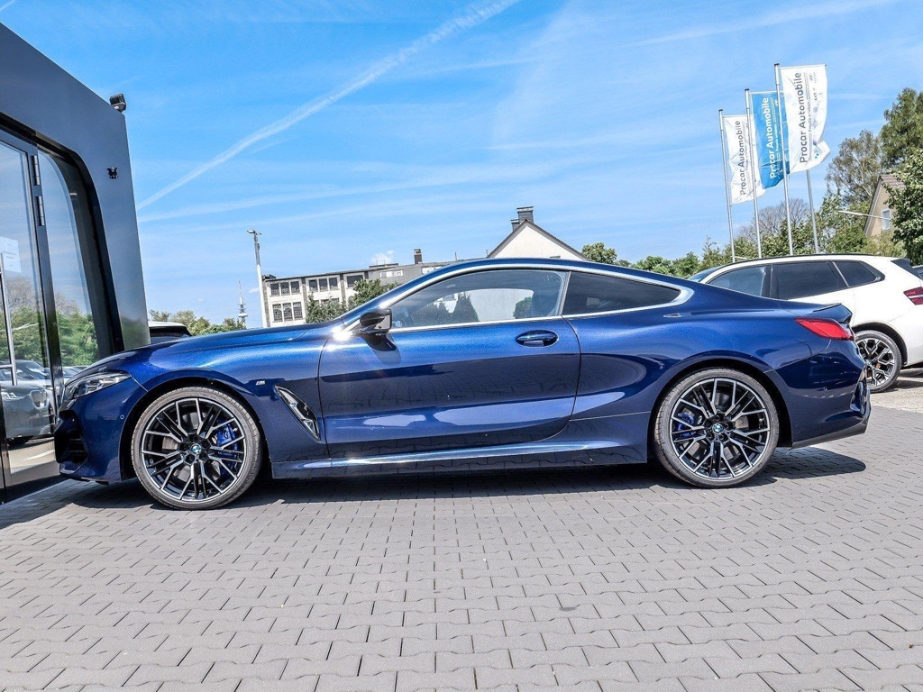 BMW M850