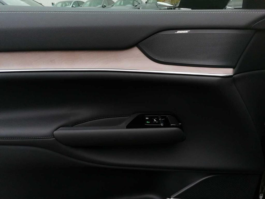 Volvo EX90