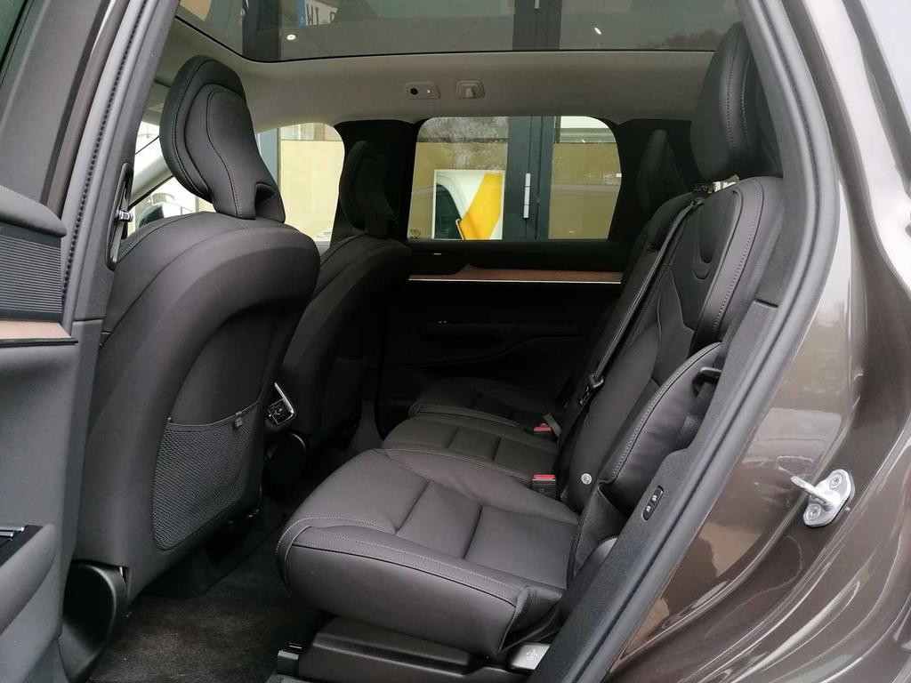 Volvo EX90