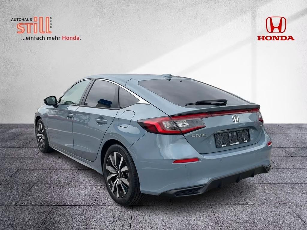 Honda Civic Elegance 2.0 e:HEV