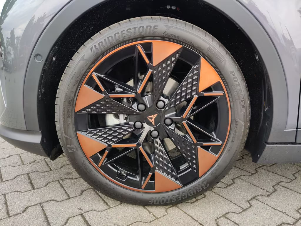 Cupra Raval