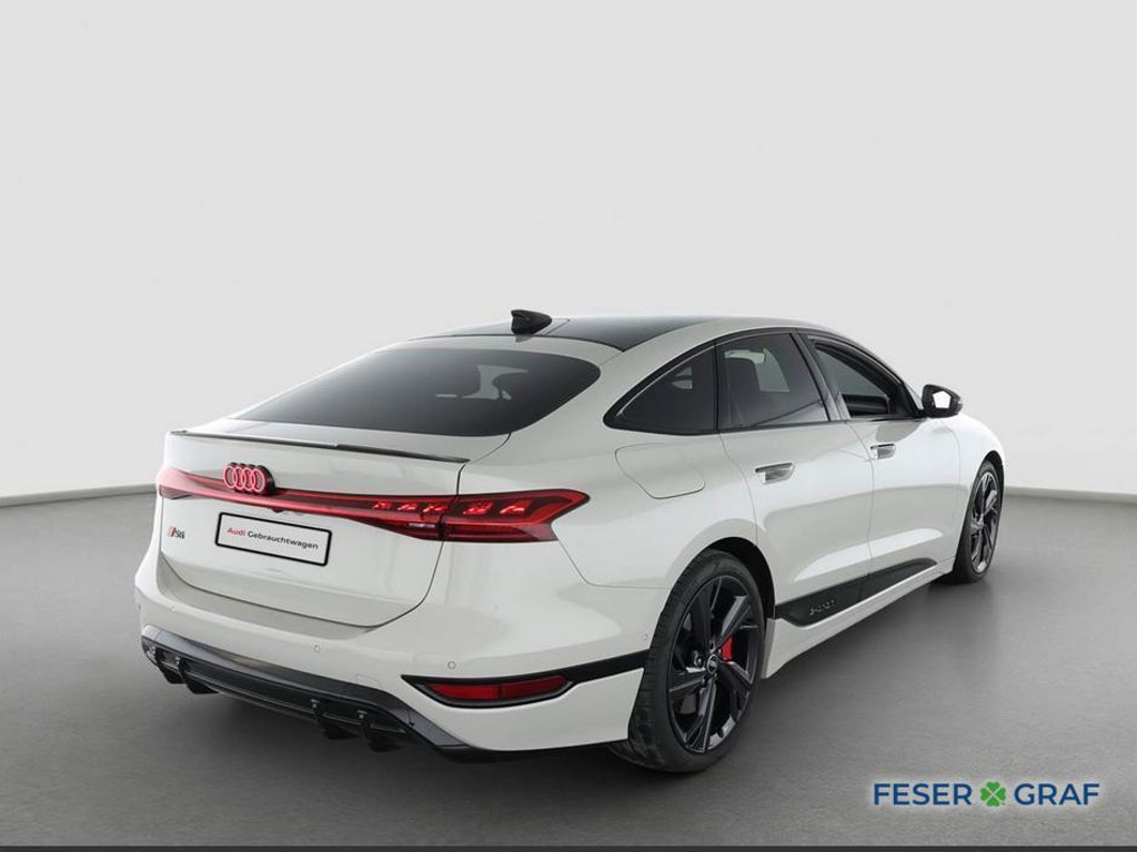 Audi S6 e-tron