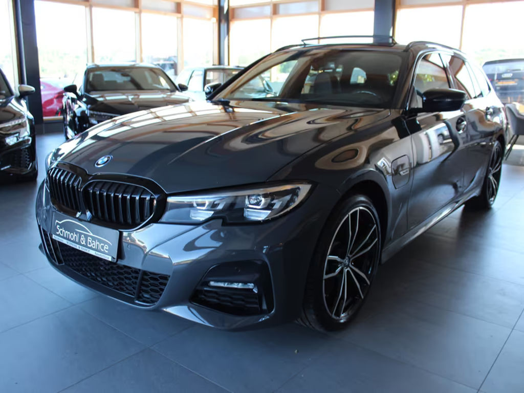 BMW 3 Serie 320 M-Sport xDrive Touring 320e