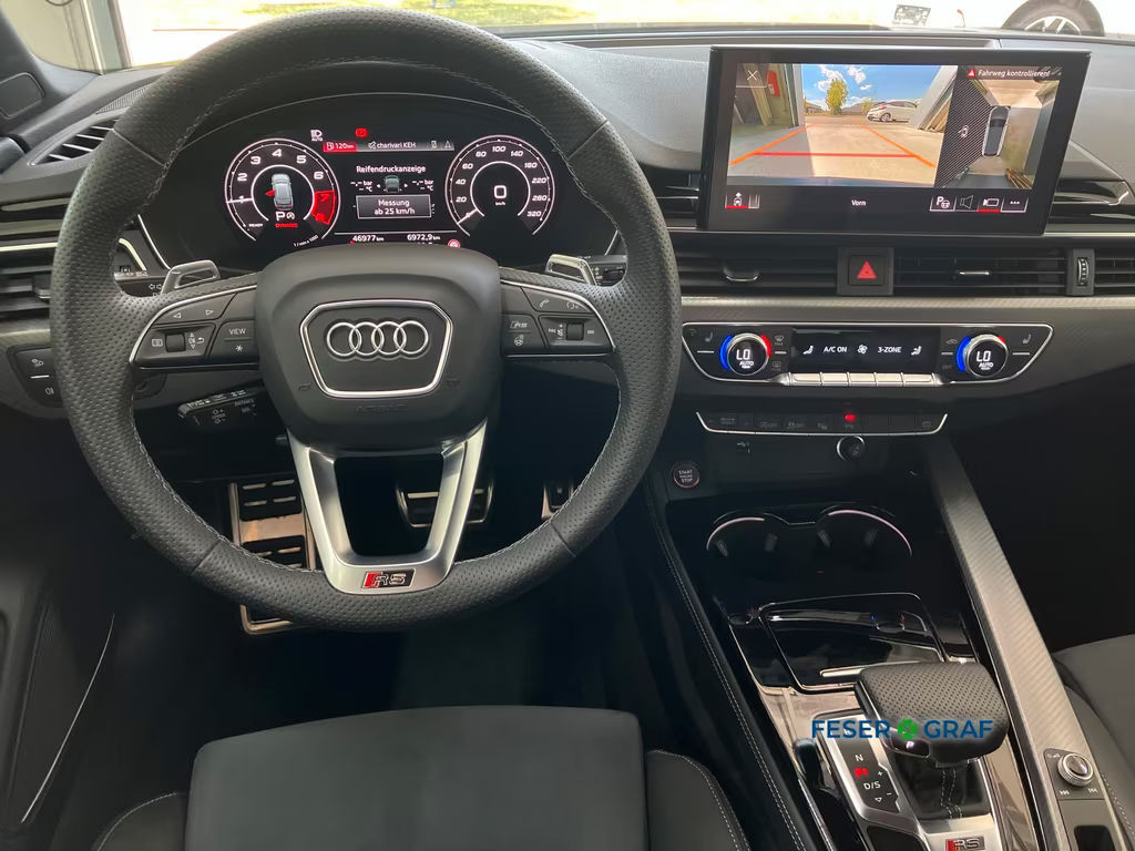 Audi RS4