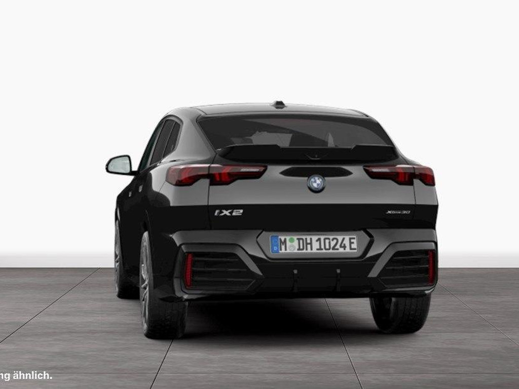 BMW iX2