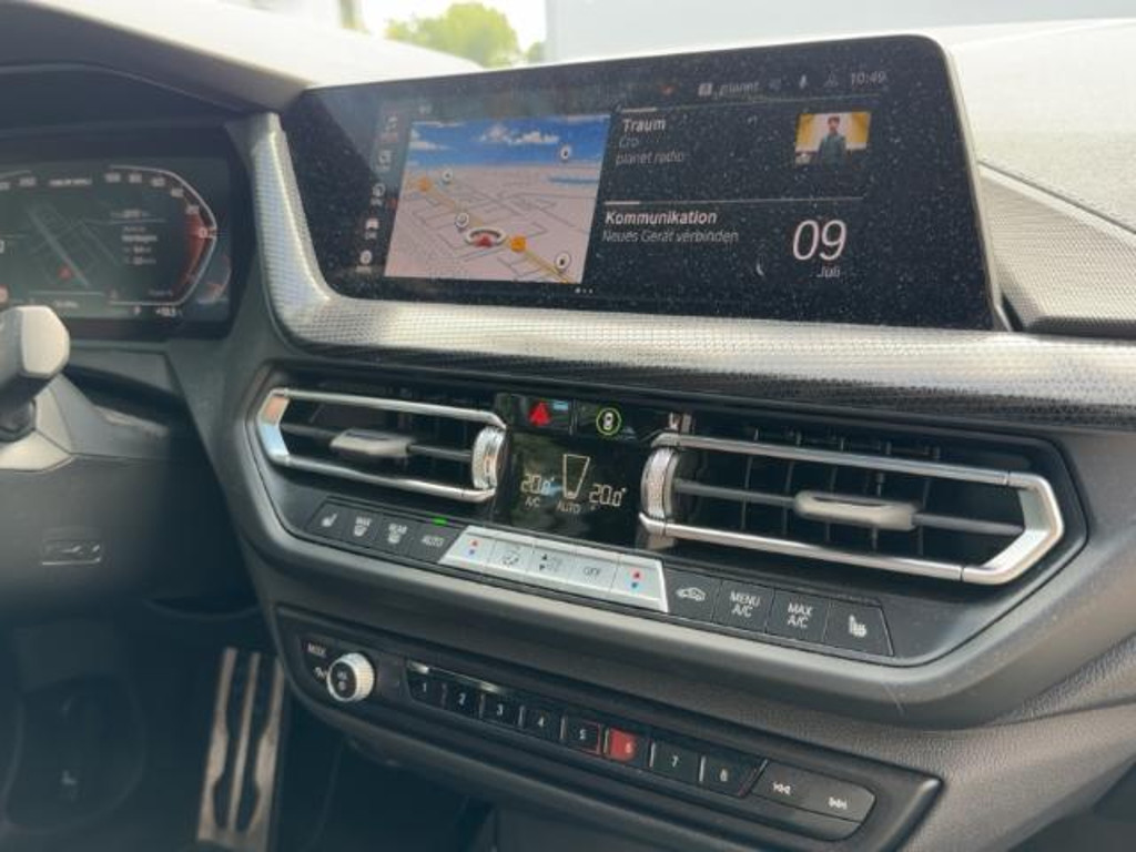 BMW M235