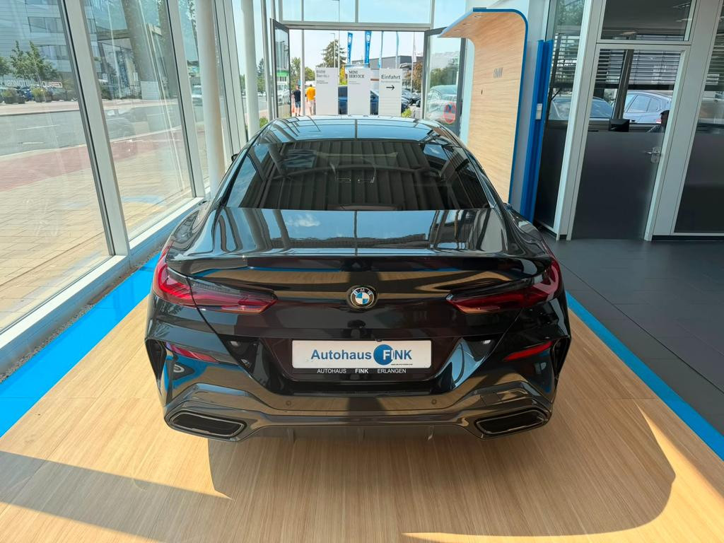 BMW M850