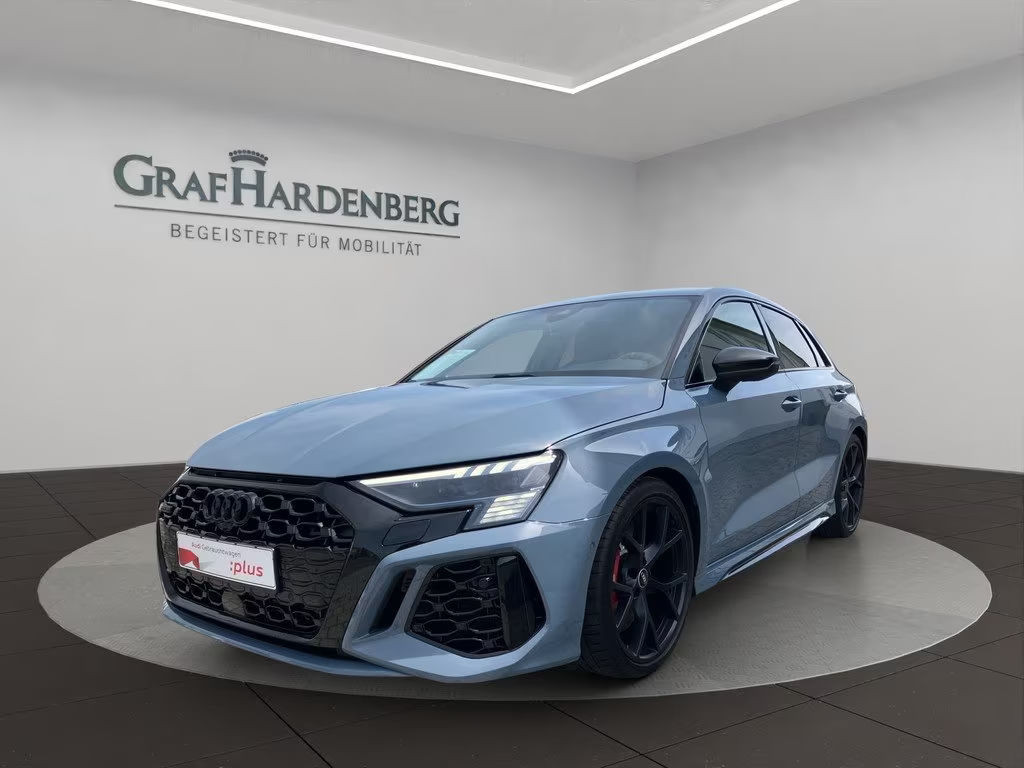 Audi RS3 Sportback Sedan Quattro