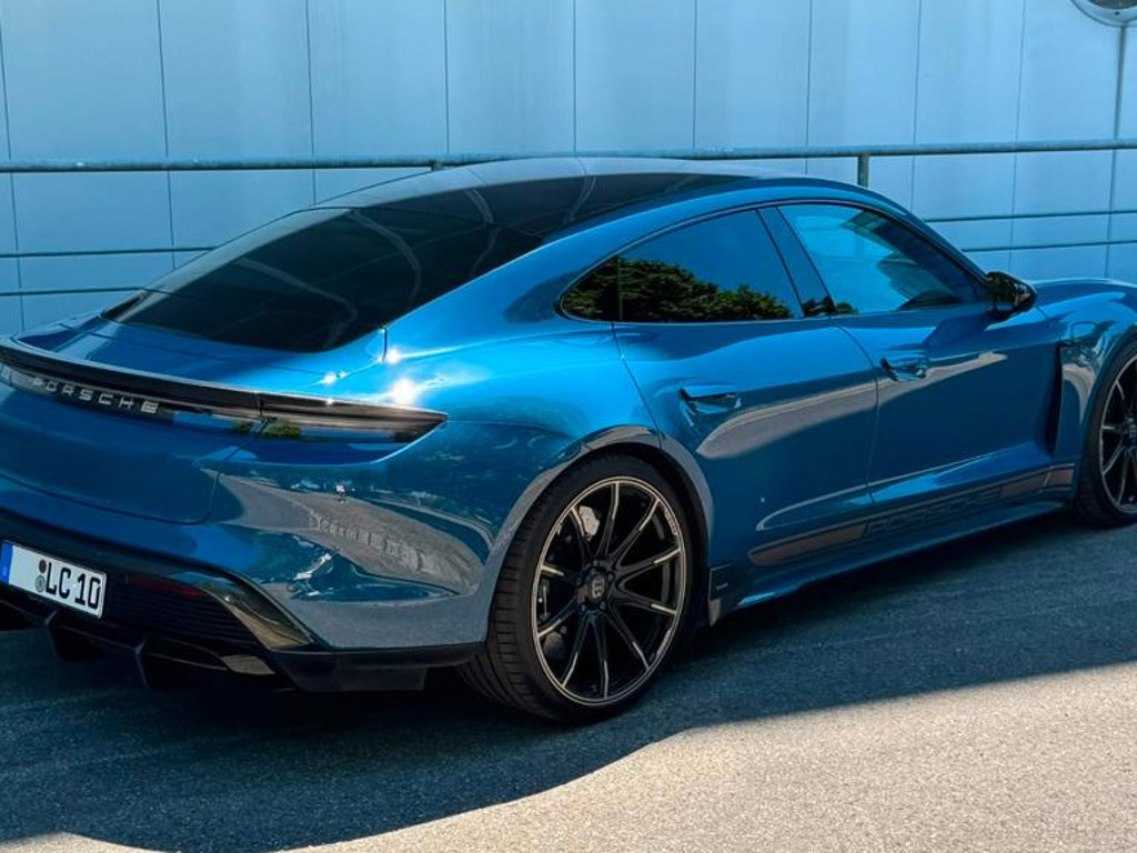 Porsche Taycan