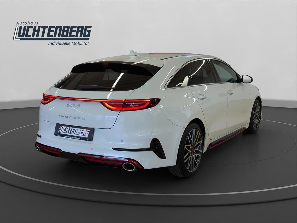 Kia ProCeed