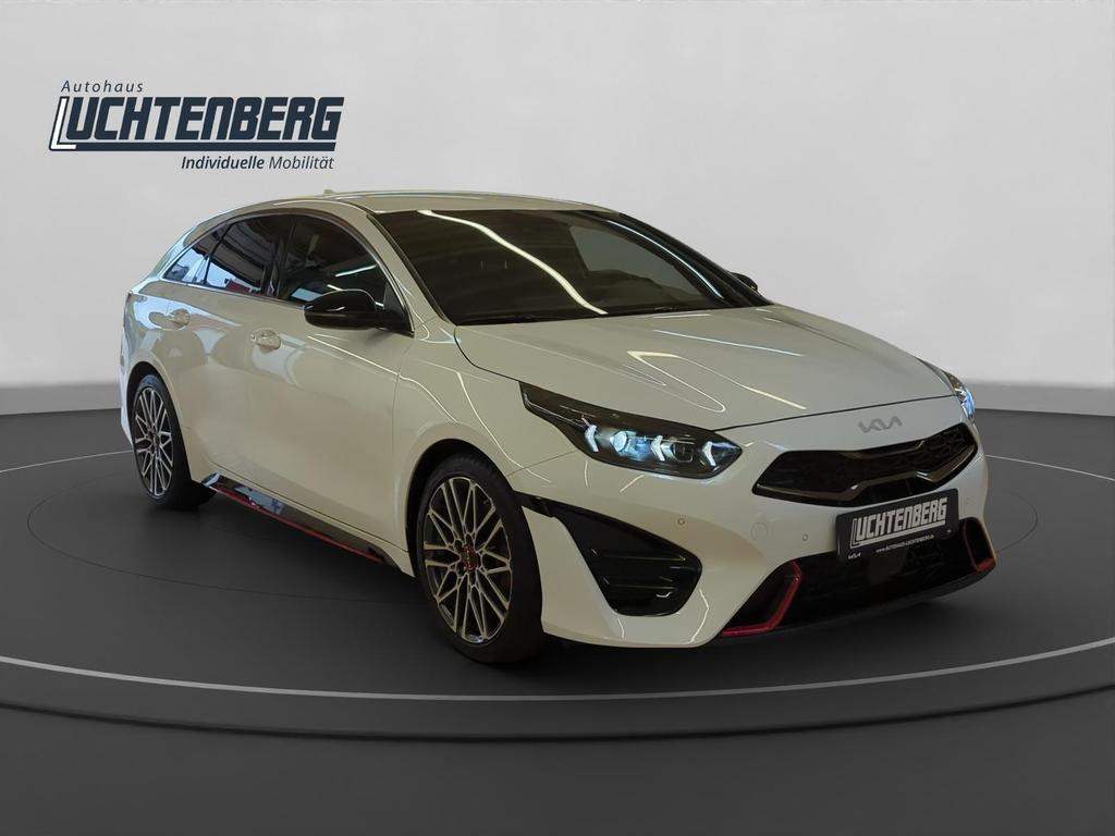 Kia ProCeed