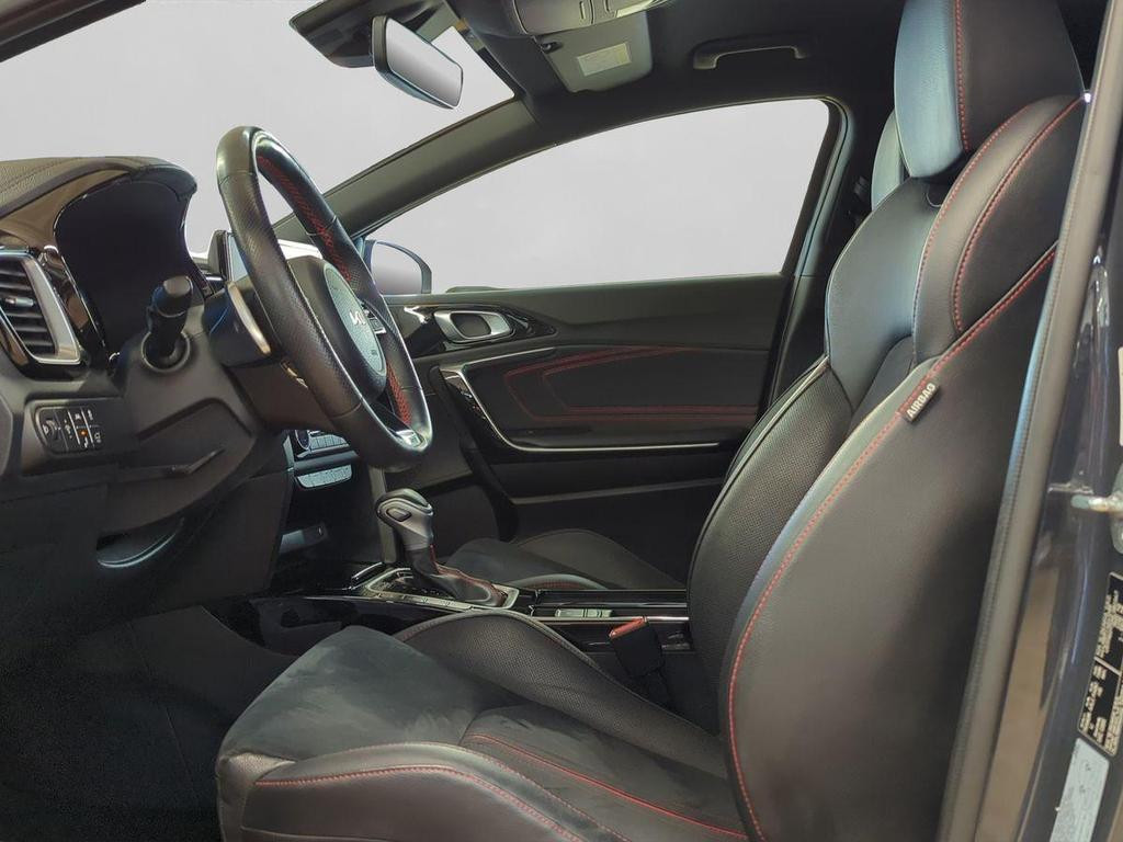 Kia ProCeed