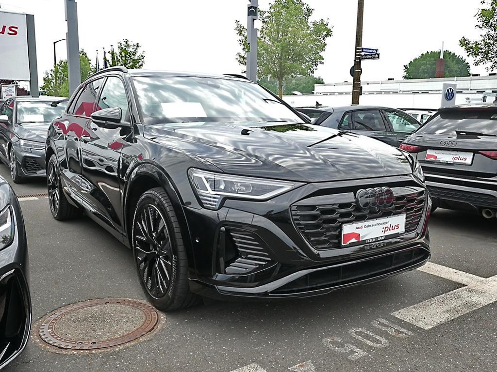 Audi Q8 e-tron