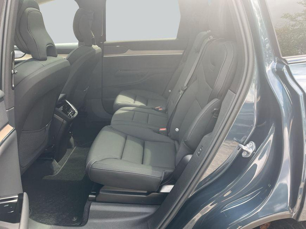 Volvo EX90