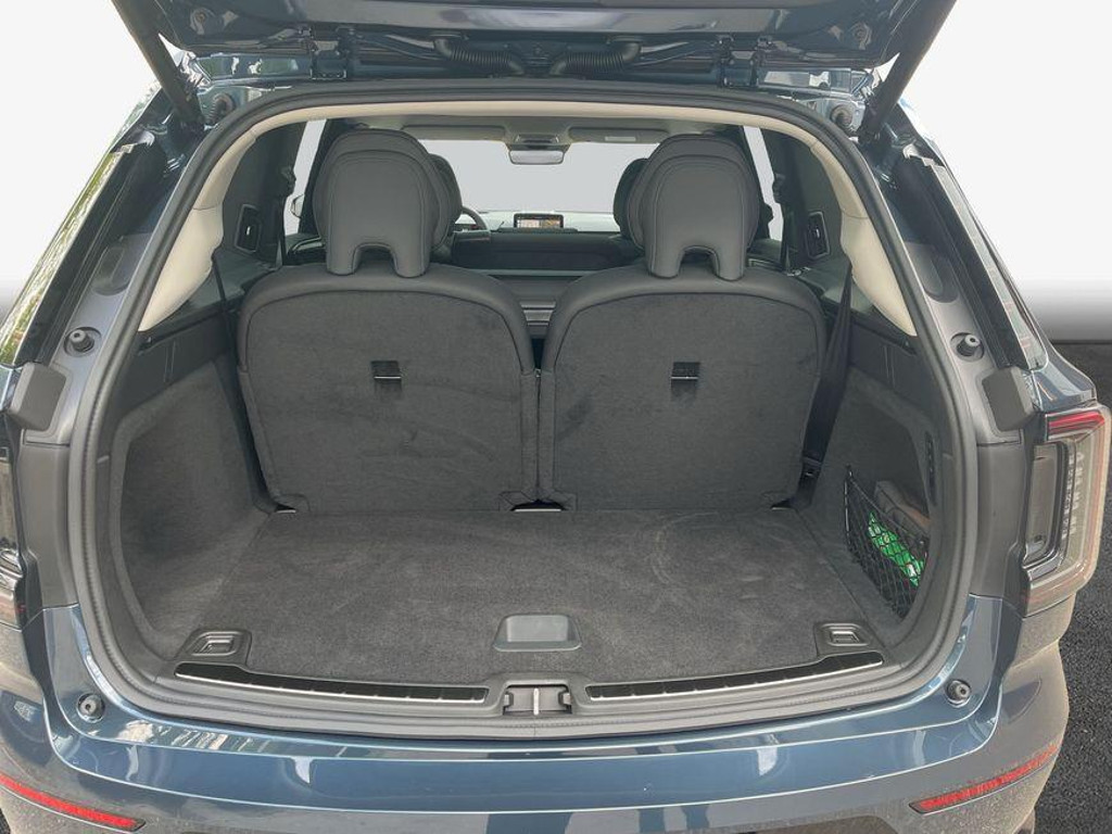 Volvo EX90