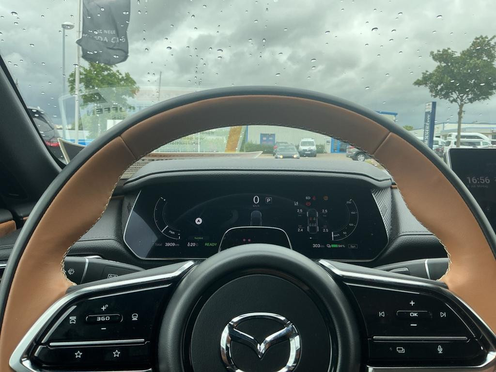 Mazda 6e
