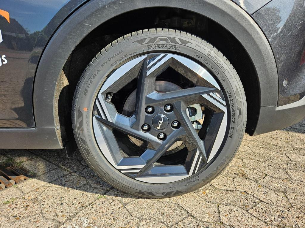 Kia K4