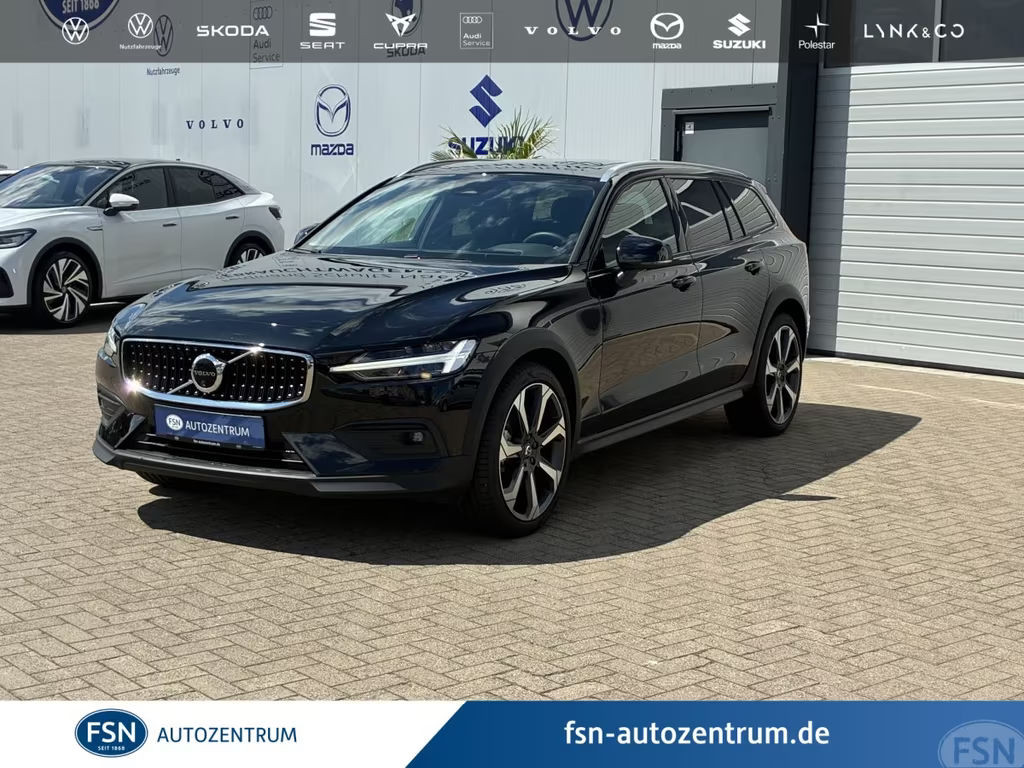 Volvo V60 Cross Country AWD Ultimate