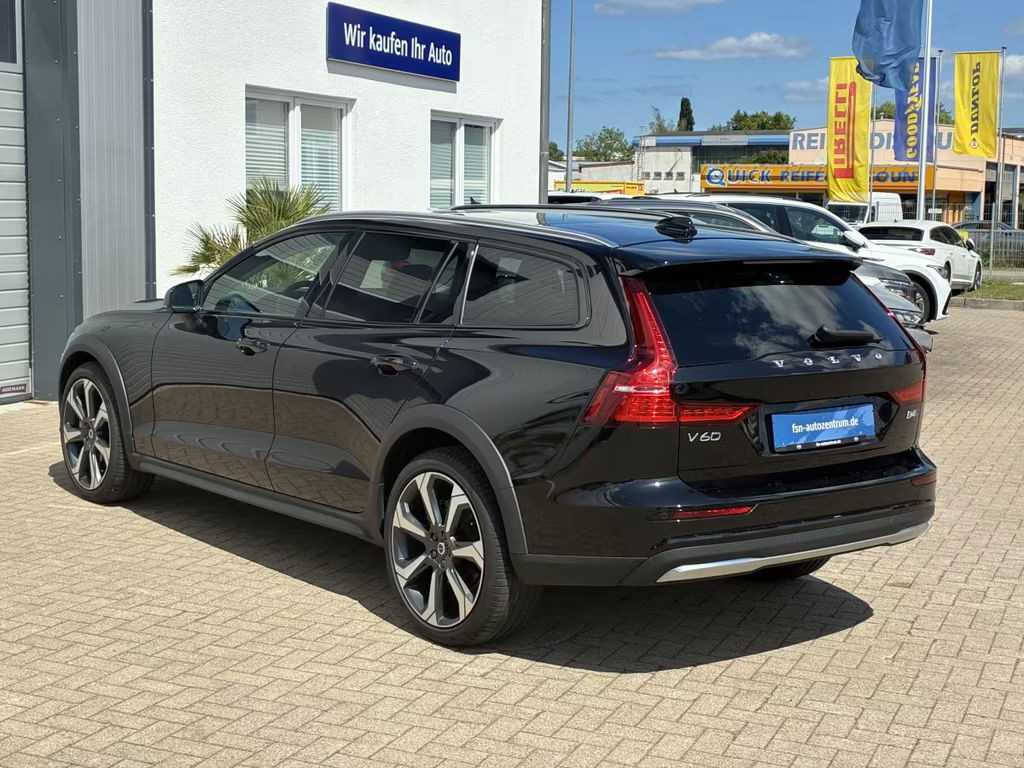 Volvo V60 Cross Country