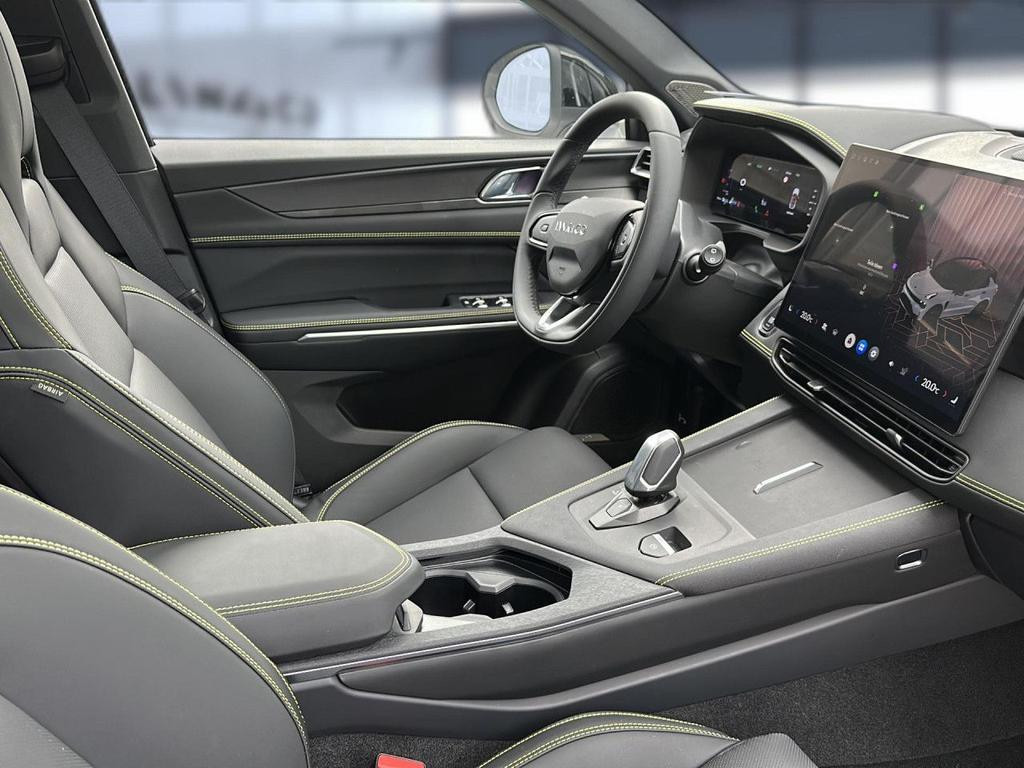 Lynk&Co 01