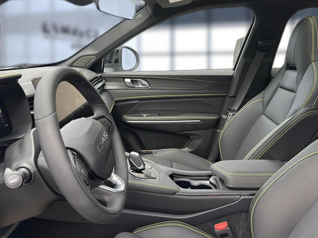 Lynk&Co 01
