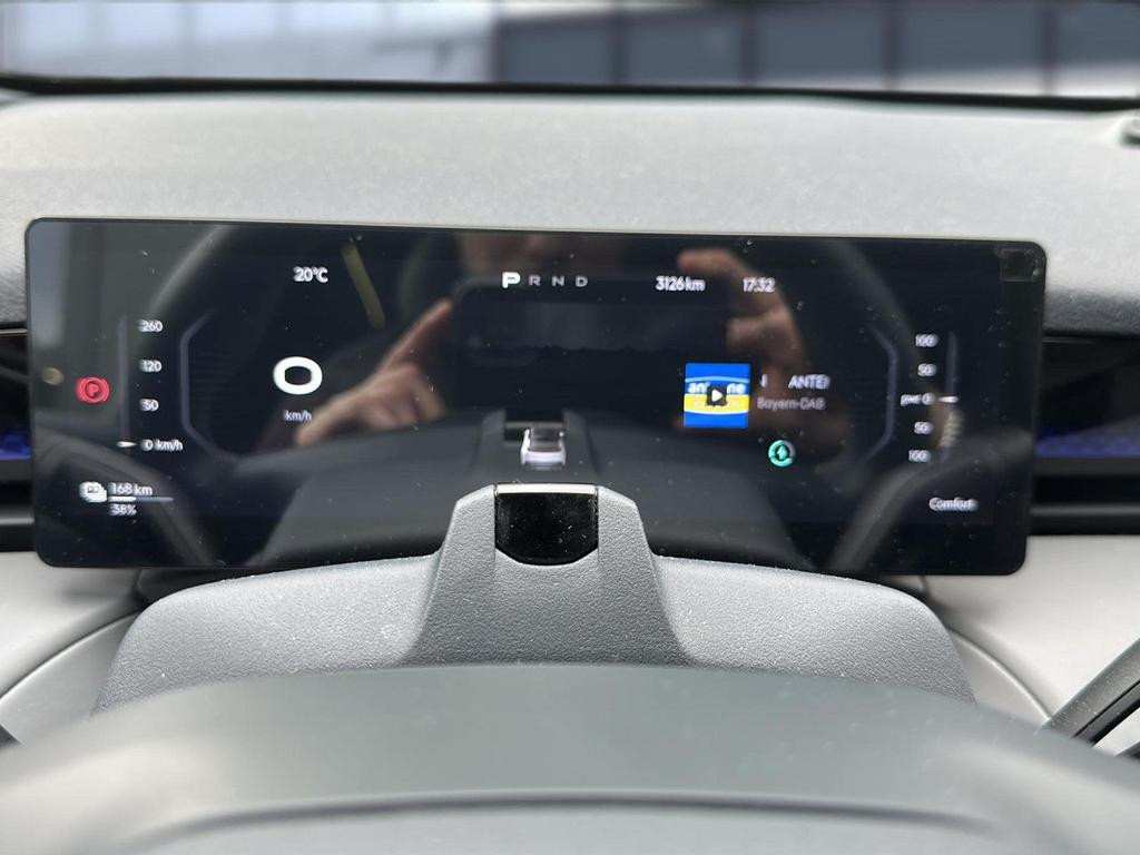 Lynk&Co 02