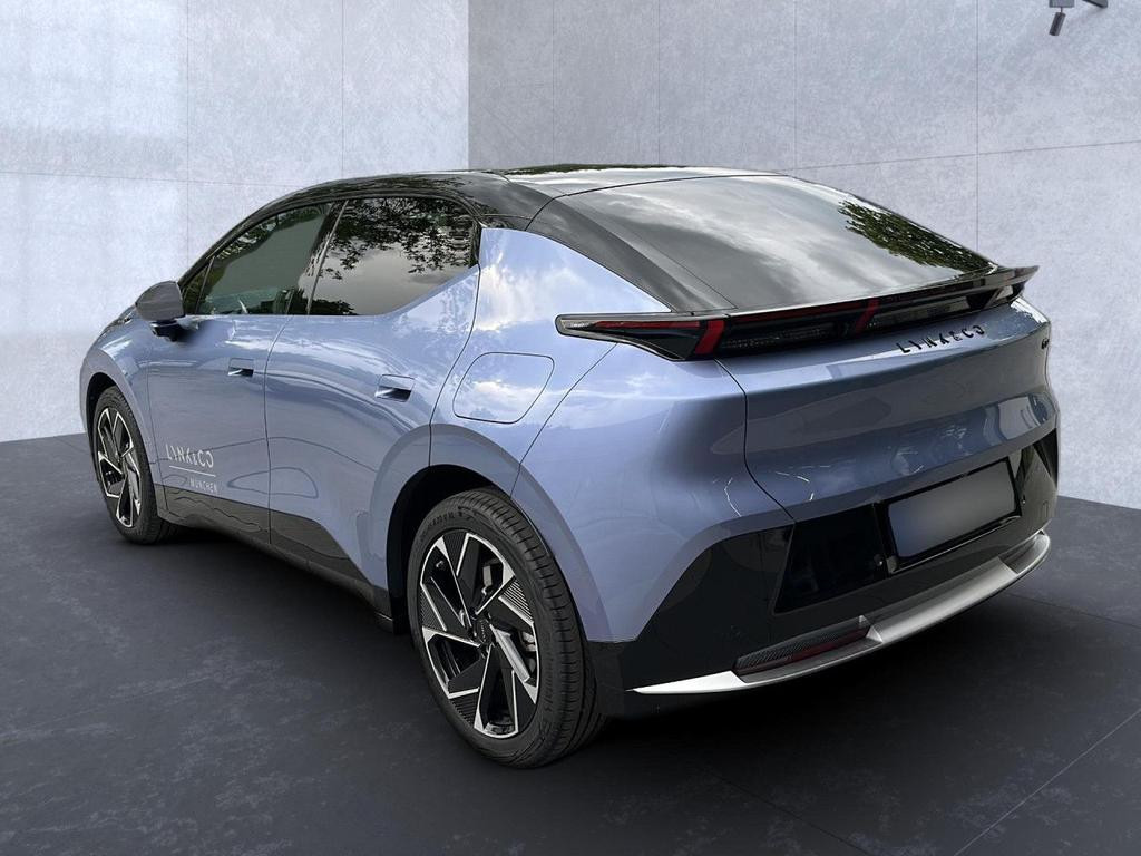 Lynk&Co 02