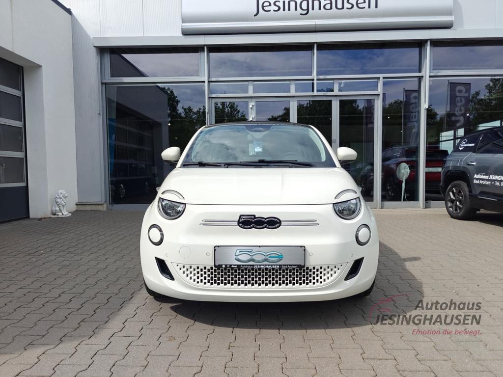 Fiat 500e Cabrio WinterP.+RFK+Apple CarPlay+DAB+Andro