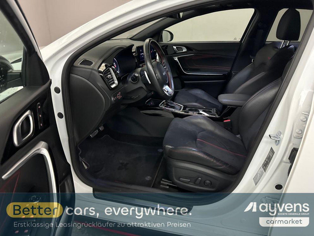 Kia ProCeed