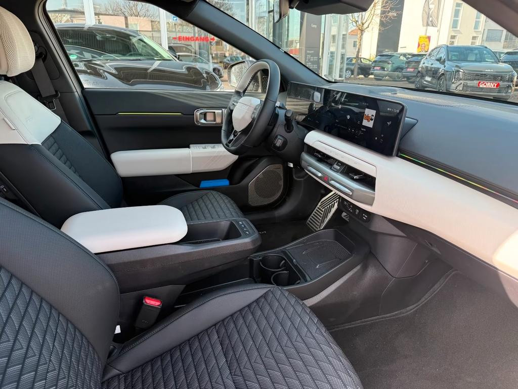 Kia EV4