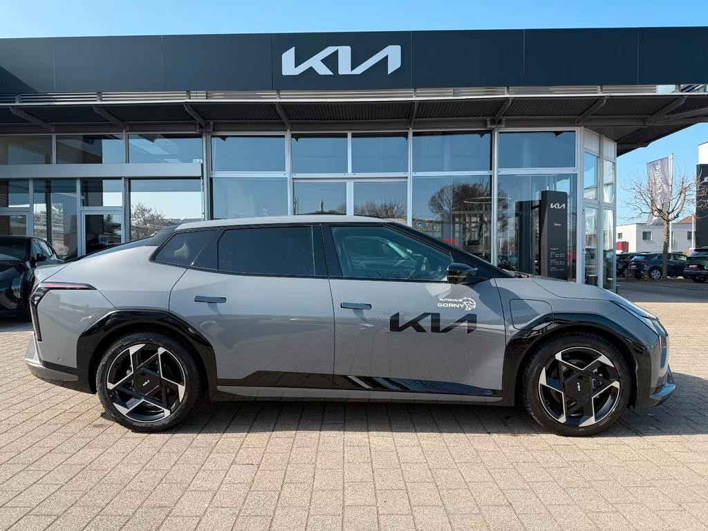 Kia EV4
