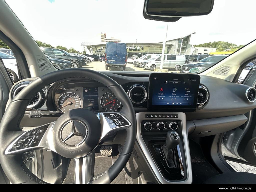 Mercedes-Benz T 180