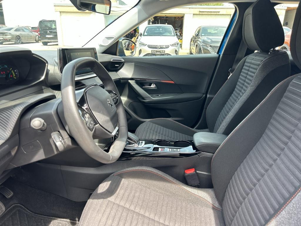 Peugeot e-2008