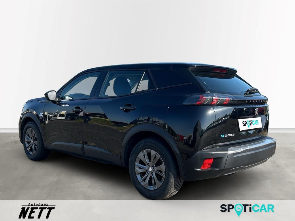 Peugeot e-2008