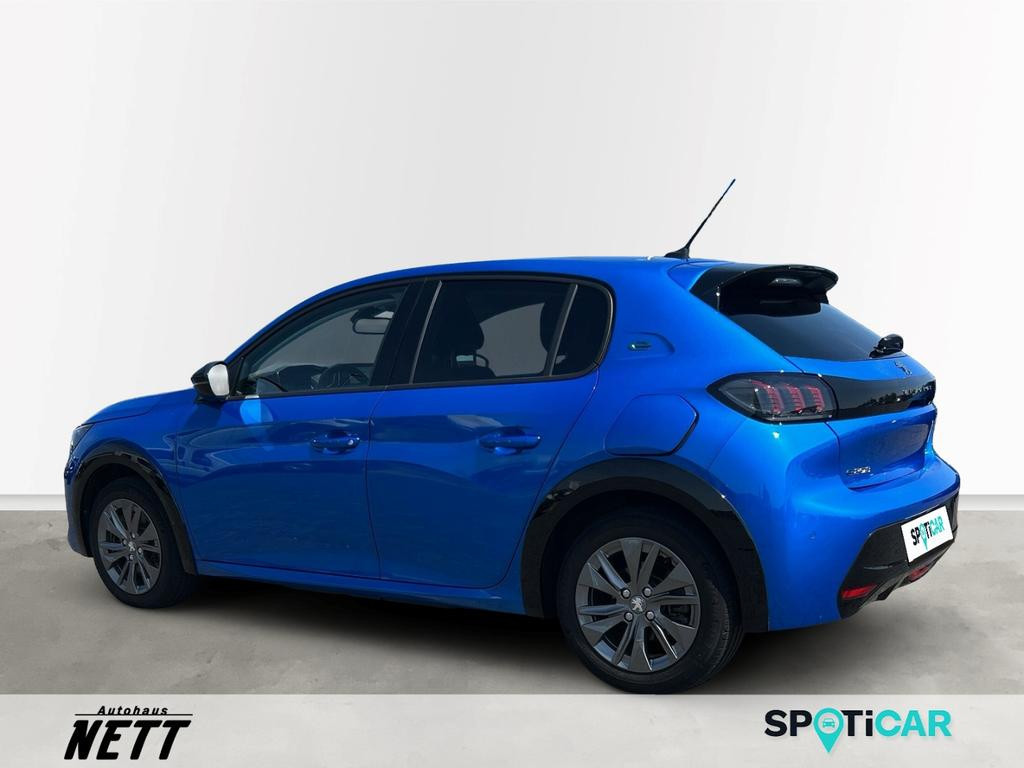 Peugeot e-208