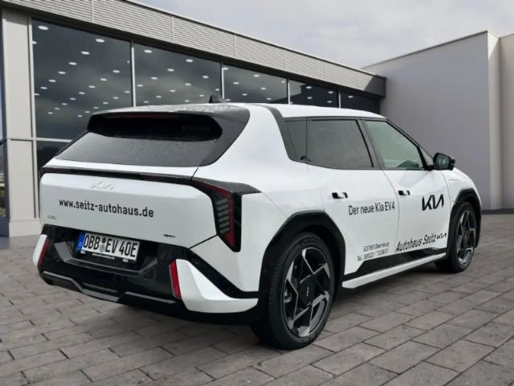 Kia EV4