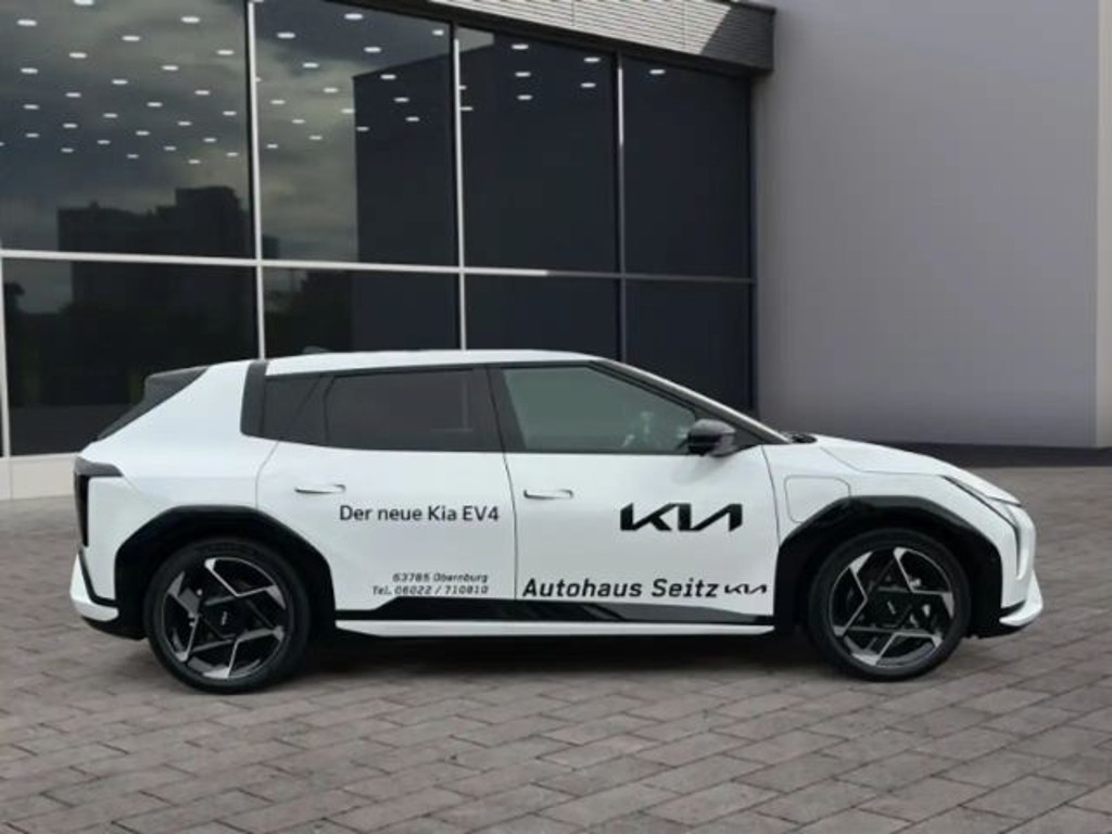 Kia EV4