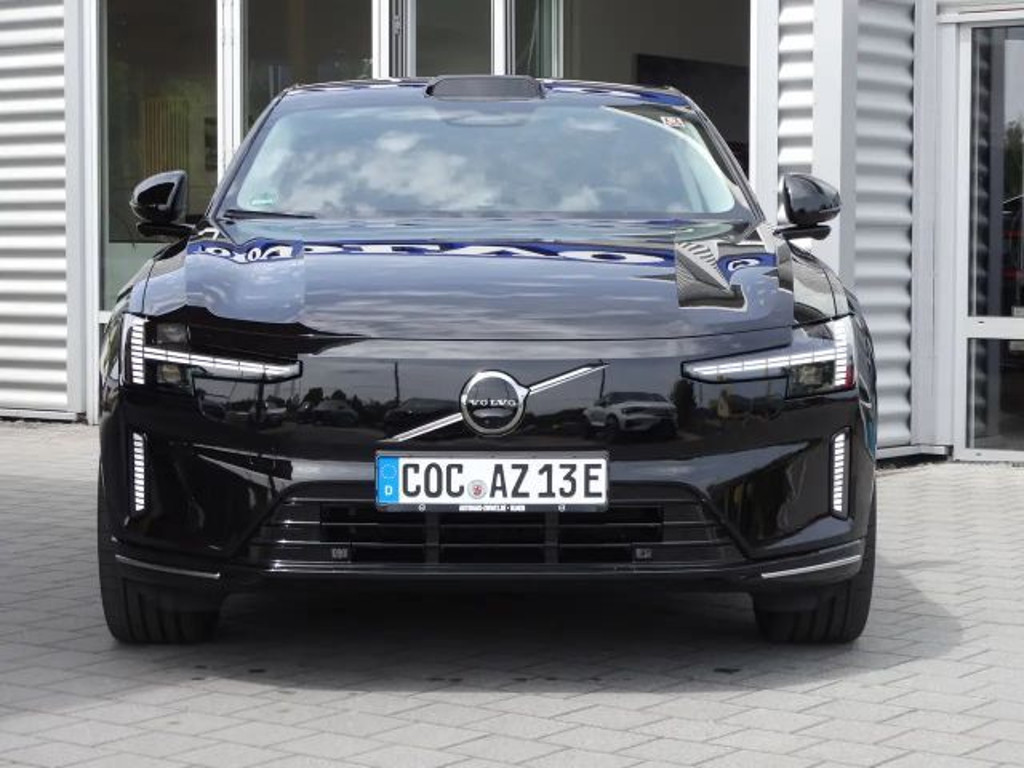 Volvo ES90