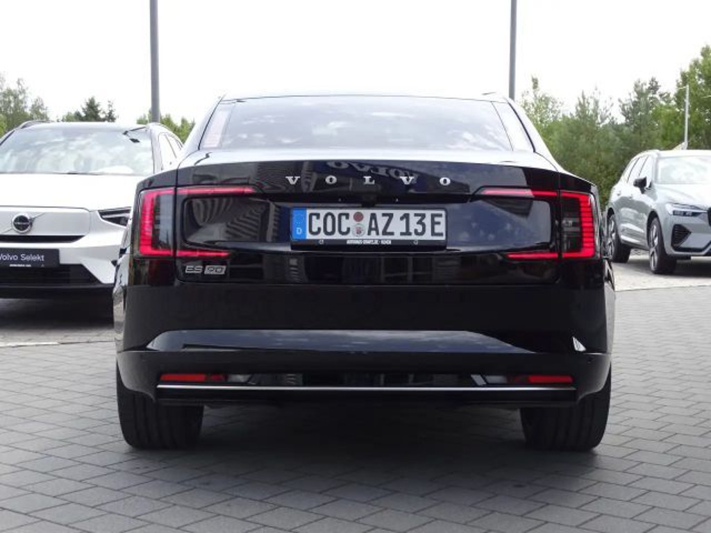 Volvo ES90