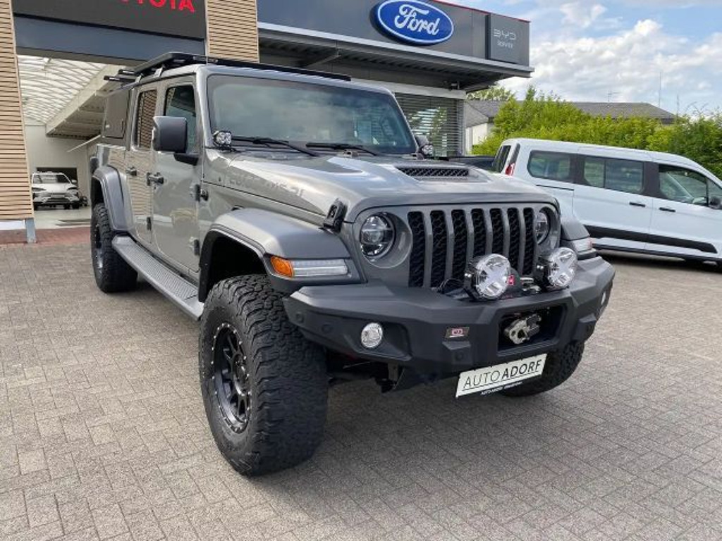 Jeep Gladiator Gladiator 3.0V6 MultiJet AWD Automatik Sport mit FOX Fahrwerk, Smartcab Hardtop, Seilwinde, Dachträger, Sonderräder