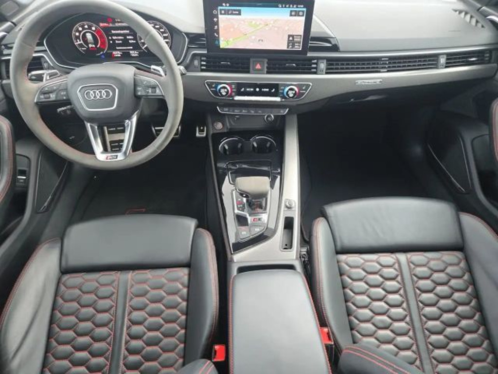 Audi RS4