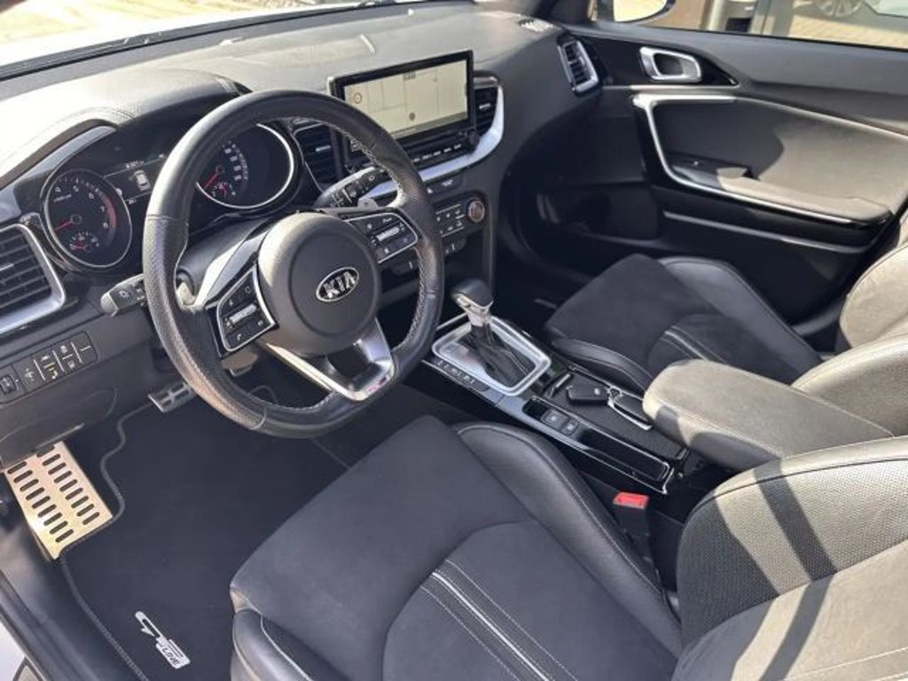 Kia ProCeed